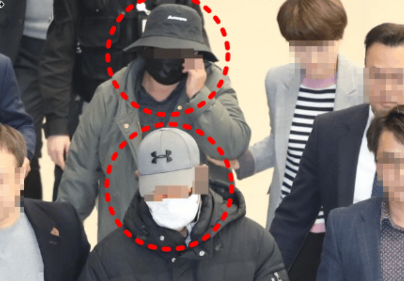 “한국에서 부모님 추방당해” … 최근 공개된 ‘이 사람’ 몰라보게 야위어… 얼굴이 반 쪽된 이유는?